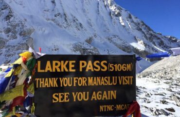 manaslu larke la pass