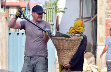 construction volunteer in nepal